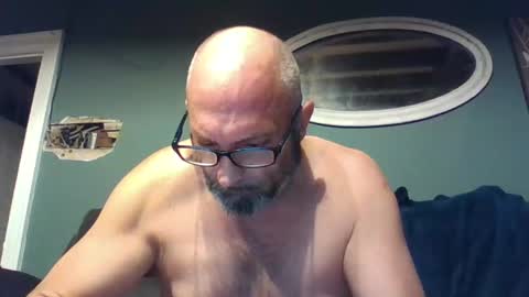 Snapshot of mikeweis1018 chatting on September 27, 7:46 am mikeweis1018 online show from September 27, 7:46 am