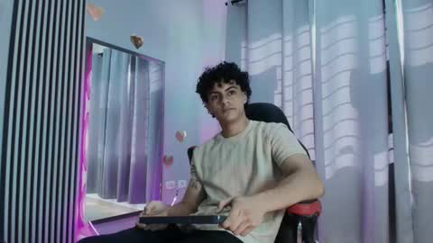 mikey_banji online show from November 17, 1:28 pm