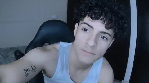 mikey_banji online show from December 16, 12:43 pm