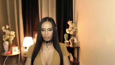 Mistress MikeyAlawi online show from February 13, 10:23 am