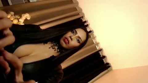 Mistress MikeyAlawi online show from February 17, 7:53 pm