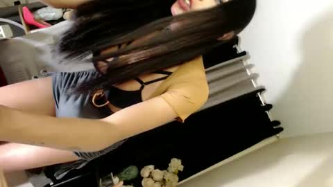 Mistress MikeyAlawi online show from February 24, 9:53 am