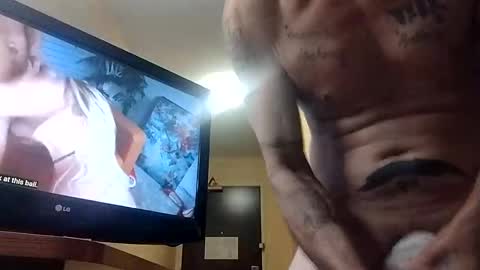 mikeyb1904128131 online show from September 19, 6:04 am