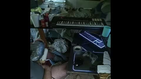 Mikey online show from December 4, 10:46 am