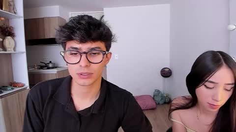 Snapshot of mikeyvioleta chatting on October 1, 8:37 pm VIOLETAMIKE online show from October 1, 8:37 pm