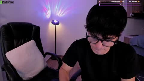 VIOLETAMIKE online show from May 10, 11:37 am