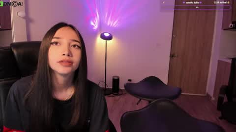 VIOLETAMIKE online show from May 26, 10:33 am
