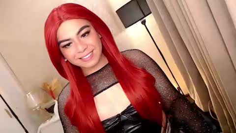 Theresa Luna online show from November 16, 4:34 pm