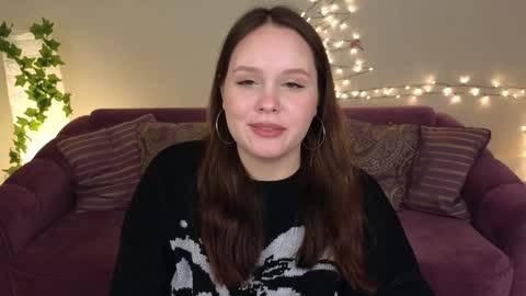 Mikki online show from December 16, 8:48 pm