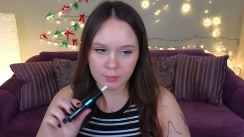 Mikki online show from December 22, 2:39 am