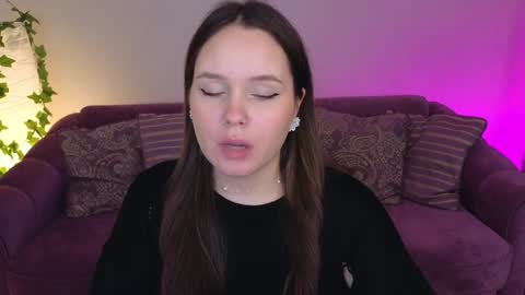 Mikki online show from January 29, 11:25 pm