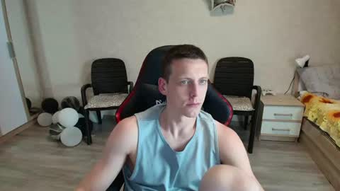 Snapshot of mikimaus0101 chatting on June 24, 12:09 am Michael online show from June 24, 12:09 am