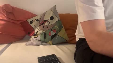 MikiMoonlight online show from December 23, 2:31 am