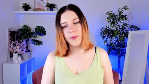 mikka_blush online show from December 17, 3:28 am
