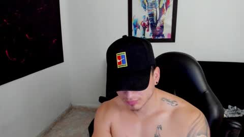 MIKKE online show from October 11, 2:59 pm