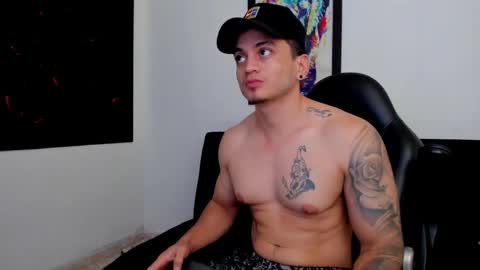 MIKKE online show from October 12, 3:11 pm