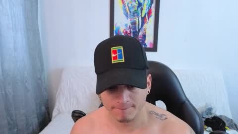 MIKKE online show from November 15, 1:51 pm