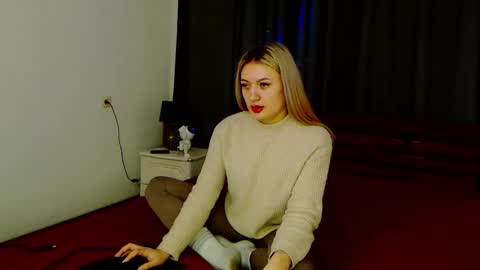MikkiShows online show from March 11, 2:07 pm