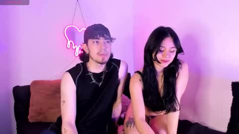 Snapshot of mikkkem666 chatting on October 1, 9:04 am Mike Misty online show from October 1, 9:04 am