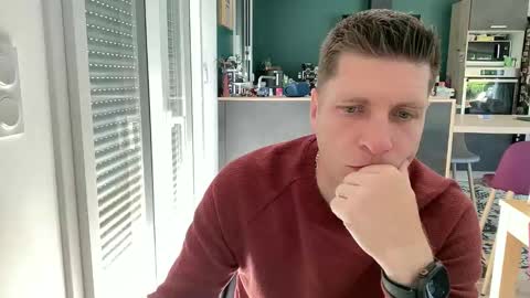 miklp8463 online show from May 20, 7:58 am