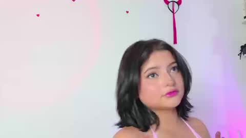 Snapshot of mikoto_urab chatting on September 25, 8:12 pm Mikoto Urb online show from September 25, 8:12 pm