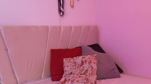 Snapshot of mikoto_urab chatting on October 26, 6:58 pm Mikoto Urb online show from October 26, 6:58 pm