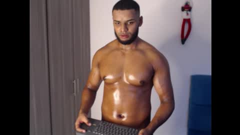 Miky online show from November 26, 9:27 pm