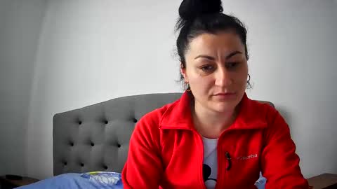 Mikyloveu online show from February 27, 2:21 pm