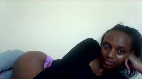 Snapshot of mil_milon chatting on May 27, 12:07 am Milo online show from May 27, 12:07 am