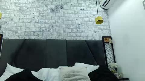 mila_adamss online show from January 7, 10:54 am