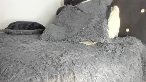 Mila Dash online show from December 11, 2:09 am