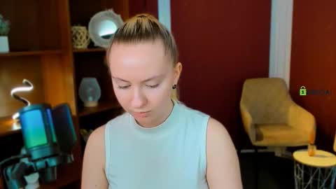 mila_glow online show from March 13, 12:56 pm