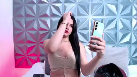 mila_heart online show from October 8, 8:06 pm