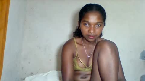 Snapshot of mila_lunah chatting on March 19, 6:56 pm mila_lunah online show from March 19, 6:56 pm