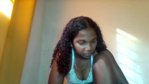 Snapshot of mila_lunah chatting on April 8, 4:45 am mila_lunah online show from April 8, 4:45 am