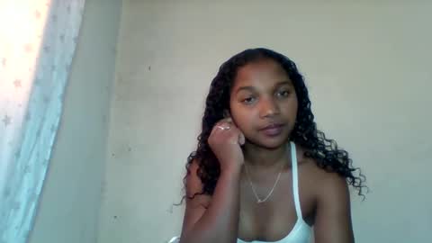 Snapshot of mila_lunah chatting on April 26, 6:22 am mila_lunah online show from April 26, 6:22 am