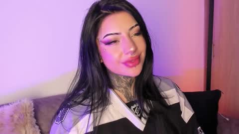     online show from January 15, 6:18 am