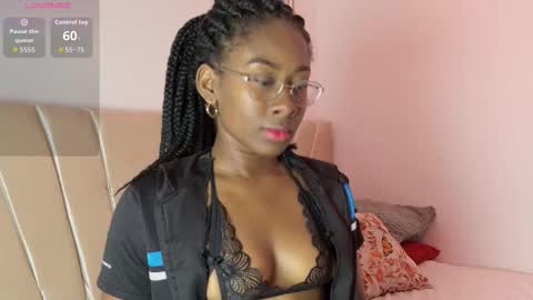 Snapshot of mila_n_max chatting on October 24, 12:34 pm Mila Max online show from October 24, 12:34 pm