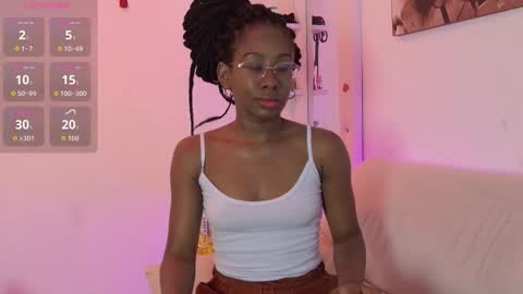 Snapshot of mila_n_max chatting on November 2, 12:07 pm Mila Max online show from November 2, 12:07 pm