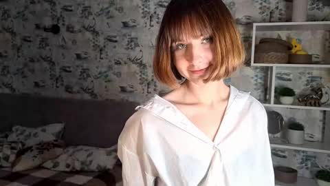 Snapshot of mila_norris chatting on October 22, 10:26 am Jane online show from October 22, 10:26 am
