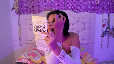 laura online show from March 17, 6:28 am