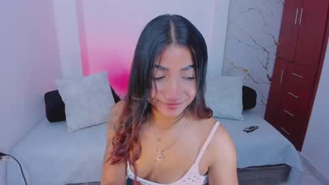 Snapshot of mila_rose1 chatting on April 10, 2:06 am martina online show from April 10, 2:06 am
