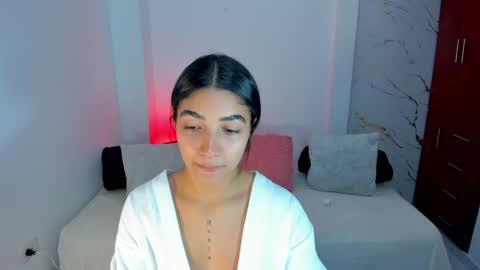 Snapshot of mila_rose1 chatting on April 28, 12:31 am martina online show from April 28, 12:31 am