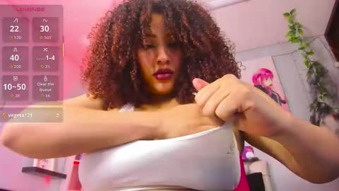 Snapshot of mila_rozze chatting on October 15, 1:11 pm online show from October 15, 1:11 pm
