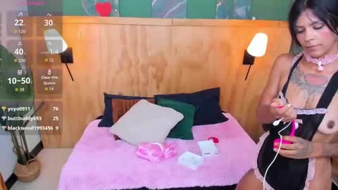 Mila and samy online show from October 17, 11:57 am