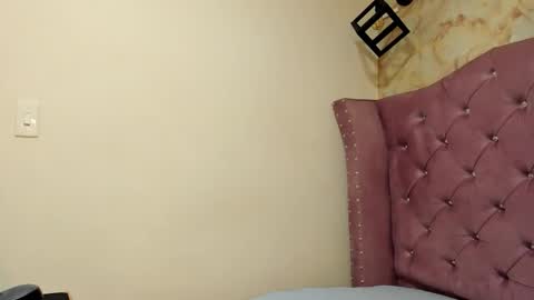 S O F I A  online show from November 16, 11:16 am