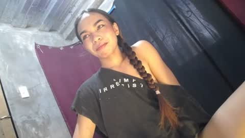 mila_seductressxx online show from June 13, 12:41 am