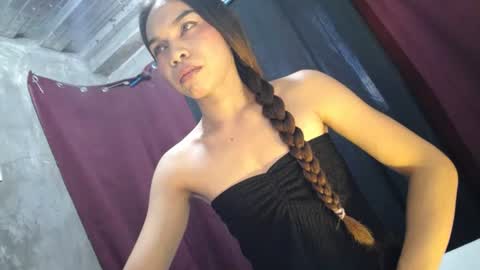 mila_seductressxx online show from June 17, 12:57 am