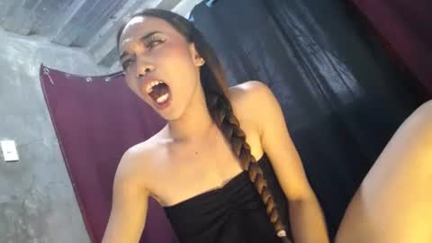 mila_seductressxx online show from June 19, 1:21 am