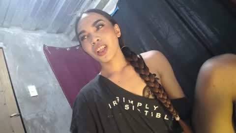 mila_seductressxx online show from June 26, 1:21 am